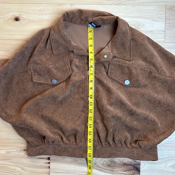 Windsor Brown Crop Corduroy Light Coat | Size Large - Picture 3 of 8